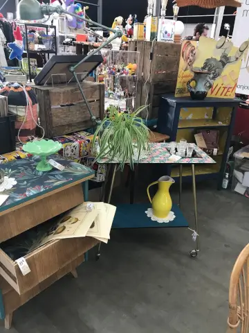 Brocante déco rétro