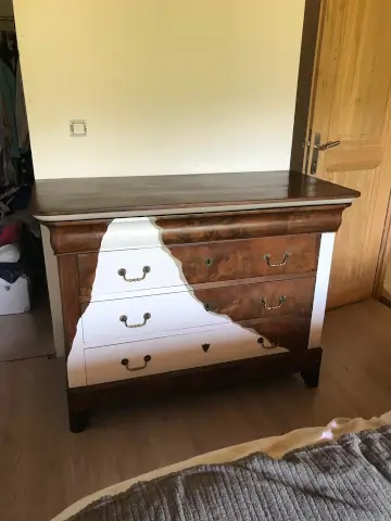 Commode rénové en bois